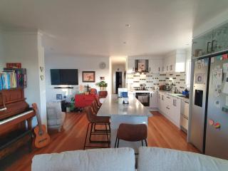 Otumoetai Shared Family Home - Sherwood Food Forest, New Zealand - 4