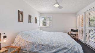 #1 Seascape, Golden Beach Waterfront Location - 2