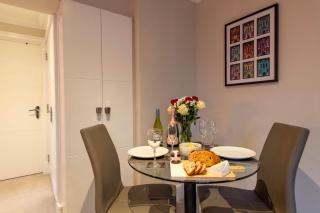 The ChocoLets - The Refinery Suite - 8