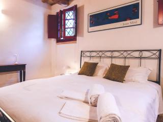 Manor in Marche with Pool & Adriatic Views - 7