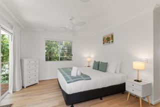Noosa Hill Getaway 2 Bedrooms and Shared Pool - 8