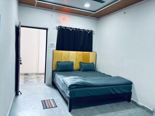 Hotel O Shri Villa Guest House - 0