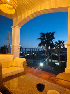 Sea view Villa La Alcaidesa - 7