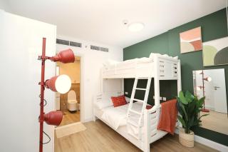 Modern 2BR Duplex | Yas Island & Al Raha Beach - 7