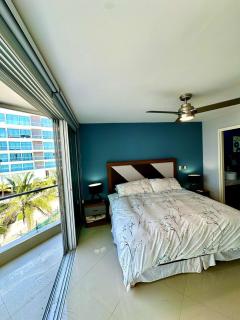 Amazing apartment with a beach - 1