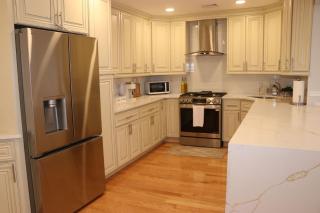 Spacious & Elegant 2 bedroom apartment in the heart of Uniondale - 1