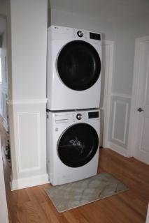 Spacious & Elegant 2 bedroom apartment in the heart of Uniondale - 2