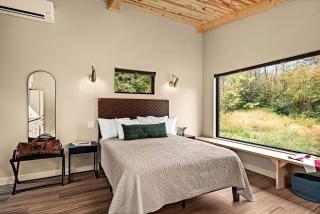 Gorgeous Cabin with Private Sauna for a Romantic Glamping Getaway in Duluth, Minnesota - 1