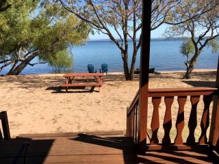 Charming Lakeview Cabin with Firepit Near Vineyards and Adventure Escapes in Buchanan Dam, Texas - 7