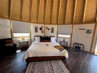 Luxury Yurt-Cabin with Private Hot Tub Near Canyon Lake, Texas - 4