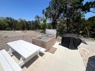 Luxury Yurt-Cabin with Private Hot Tub Near Canyon Lake, Texas - 3