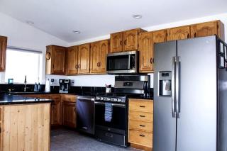 Charming Waterview Cottage with Sunset Views & Private Deck Near Acadia National Park | Ellsworth, Maine - 9