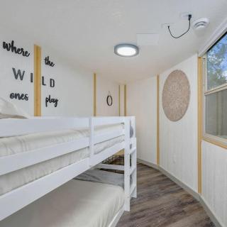 Luxurious Yurt-Cabin with Private Hot Tub Located Near Canyon Lake, Texas - 1
