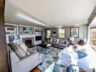 Stunning Oceanfront Ranch Cottage with Private Beach & Fire Pit Near Acadia National Park, Gouldsboro Maine - 6