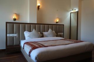 Whispering Heights - 6