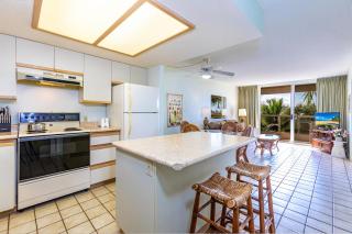 Maui Banyan #H-405 Partial Ocean View, Great Location, Near Kam II Beach - 3