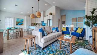 Sleeps 22 2 Homes w Private Pool Patio Walkable Location Golf Cart Zone - 9