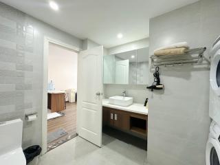 Hanoi Home 7 - A spacious, bright one-bedroom apartment - 5