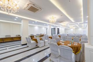S by Z Hotels, Baani Square - 2