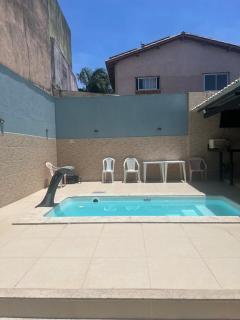 Casa com Piscina Privativa Churrasqueira Ar condicionado - 2