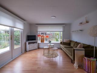 Gezellig chalet met 2 slaapkamers en zicht op het water - 7