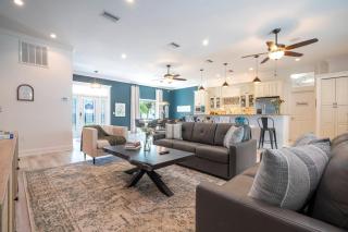 Beach House Steps from the Water-Anna Maria Island - 3