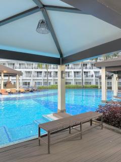 Shell Residences MOA by Joseph - 9