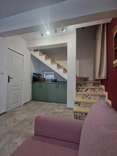 Second Breakfast Cottage - 1