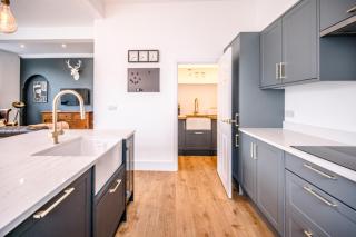 The Leiston, High Street - 1