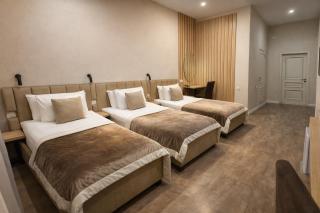 The Cozy Eight Hotel - 6