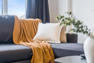 #128 Stylish Coleshill Retreat - Near NEC & Airport -10 mins to Kingsbury Water Park - Sleeps 9 - "Perfect for contractors and Families - Free Parking" - 5
