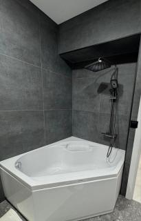 20 Gvardeyskaya Street Moldova MD 5500 - 5