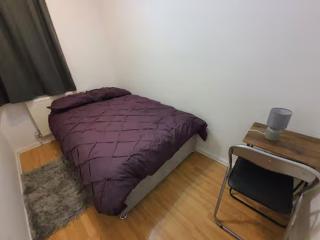 Spacious Double Bedroom WC Greater Manchester - 2