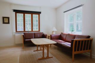 Bright Modern Holiday Home Near Hindemae - 2