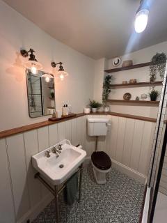 Grade II listed apartment - 1