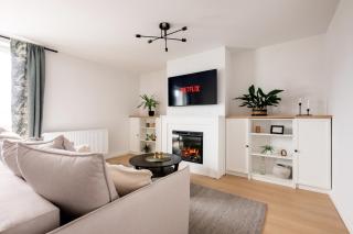 Black Sheep Apartment with Balcony and Free Parking in City Center - 0