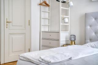 Grébovka Parkside Apartment by Rentez - 4