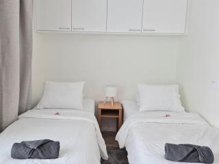 M&J Apartments Harbour - 0