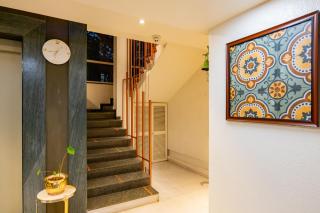 Alaya Stays The Jazminn Luxury Service Apartments - 4