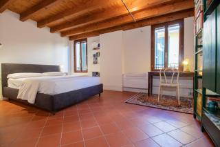 Duomo View Apartment - 200 meters from subway - 9