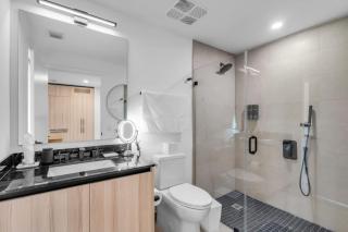 Free Parking Downtown Condo Resort Amenities - 5