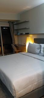 Charming 1-Bedroom Apartment Near Bangrak Beach - 4