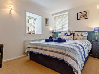 2 Bed in Brixham BX083 - 5