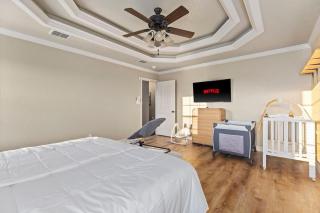 NEW Killeen house 8-10ppl families & groups pets - 4