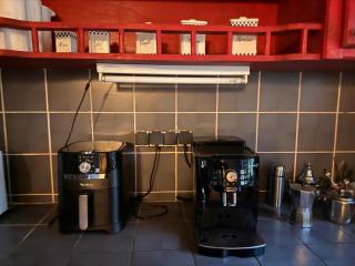 Maison 300m2, grand jardin tropical - MORONI - 2