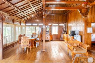 Dapur Caringin Tilu Villa Joglo - 2