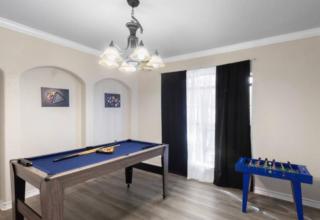 Near SeaWorld • Game Room • Pool Table & Foosball - 9