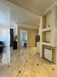 Четырехместный Апартамент с Балконом - 6