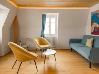 Modernized Historic Posthouse Apartment 8min to Andermatt - 4
