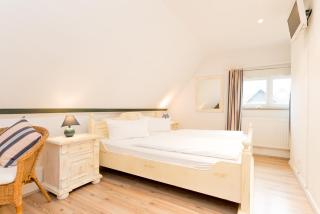 Residenz-Nicolas-EG-1-OG - 2